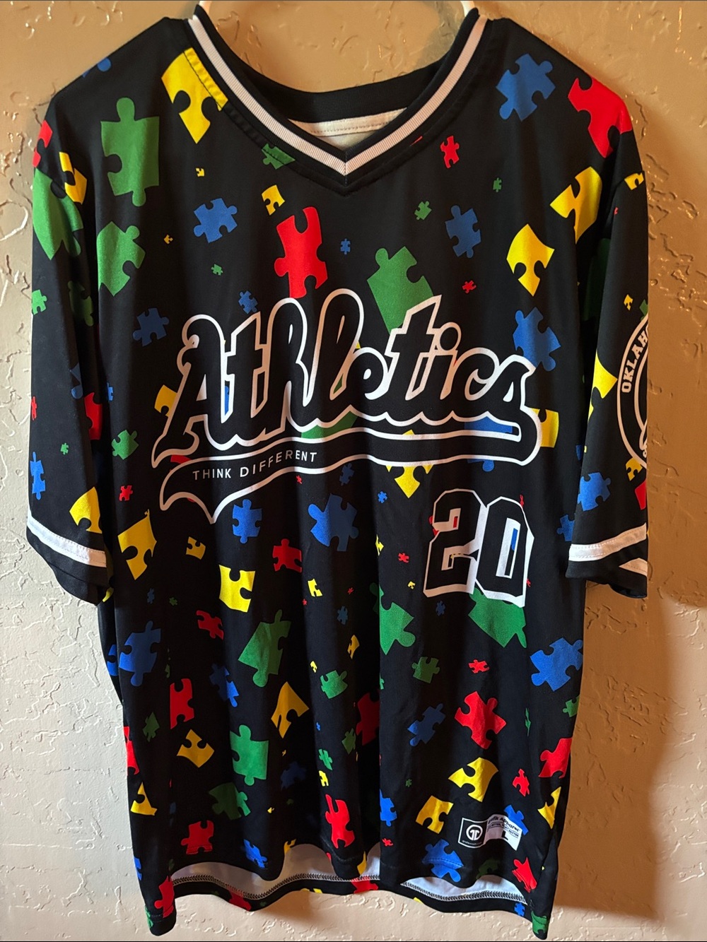 Men' Black Puzzle-Print Jersey